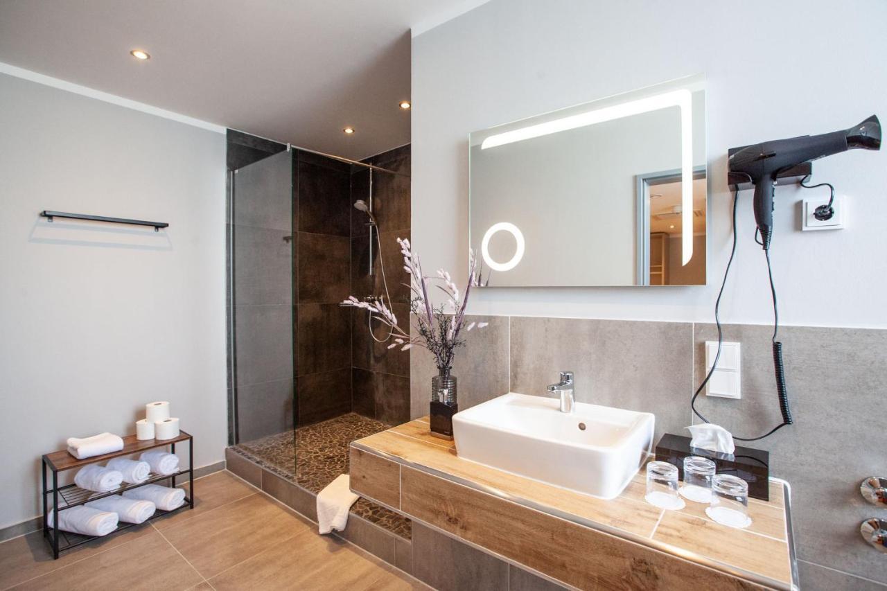 Elens Hotel Бремен Экстерьер фото