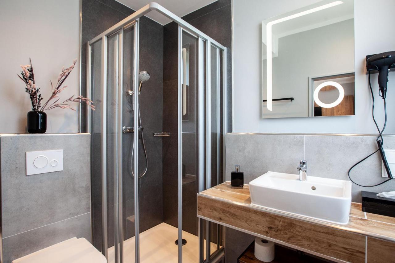 Elens Hotel Бремен Экстерьер фото